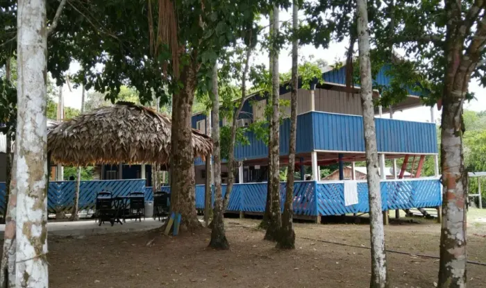Estrutura externa da Pousada Jauaperi