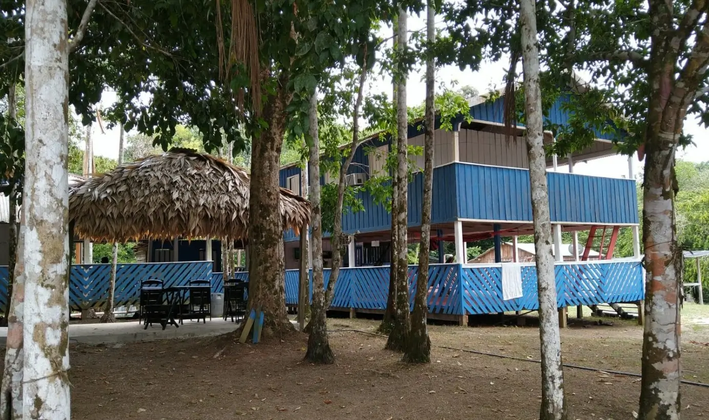 Estrutura externa da Pousada Jauaperi